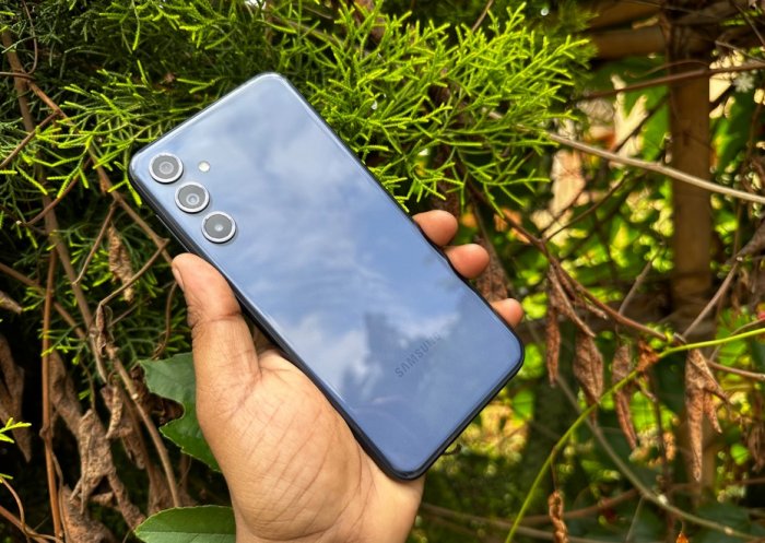 Samsung Galaxy M34 5G. Credit: DH Photo/KVN Rohit Samsung Galaxy M34 5G. Credit: DH Photo/KVN Rohit