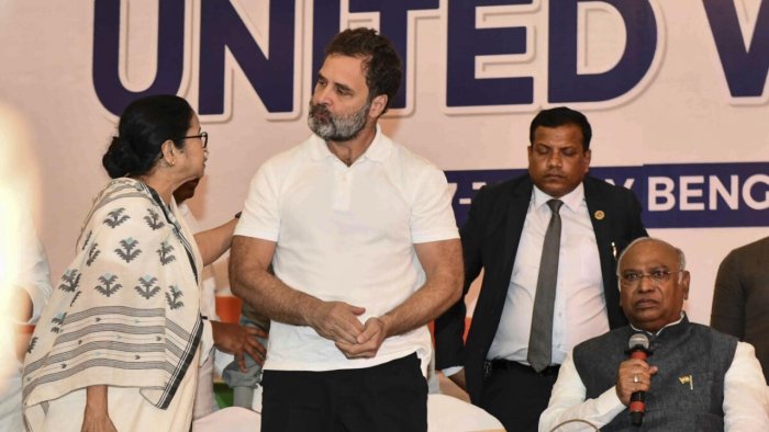 TMC supremo Mamata Banerjee with Congress leaders Rahul Gandhi and Mallikarjun Kharge. Credit: PTI Photo TMC supremo Mamata Banerjee with Congress leaders Rahul Gandhi and Mallikarjun Kharge. Credit: PTI Photo